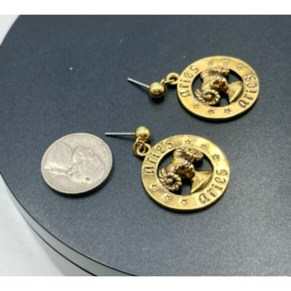 Avon Aries Ram Zodiac March Vintage Pierced Gold Tone Dangling Earrings - Picture 6 of 8